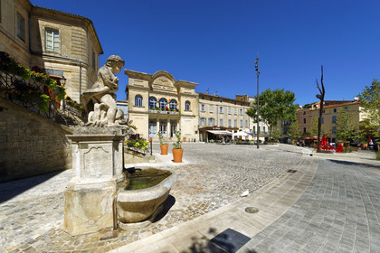 France, Apt