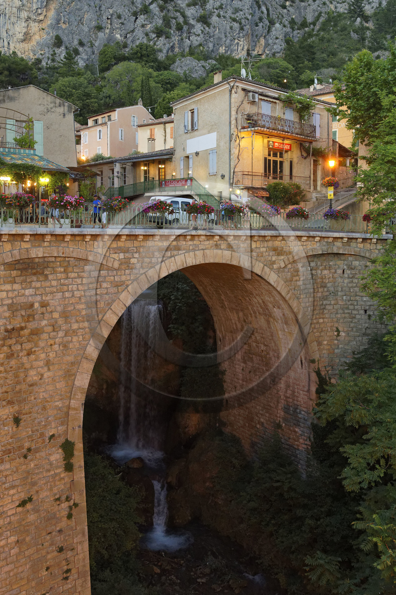 France, Moustiers