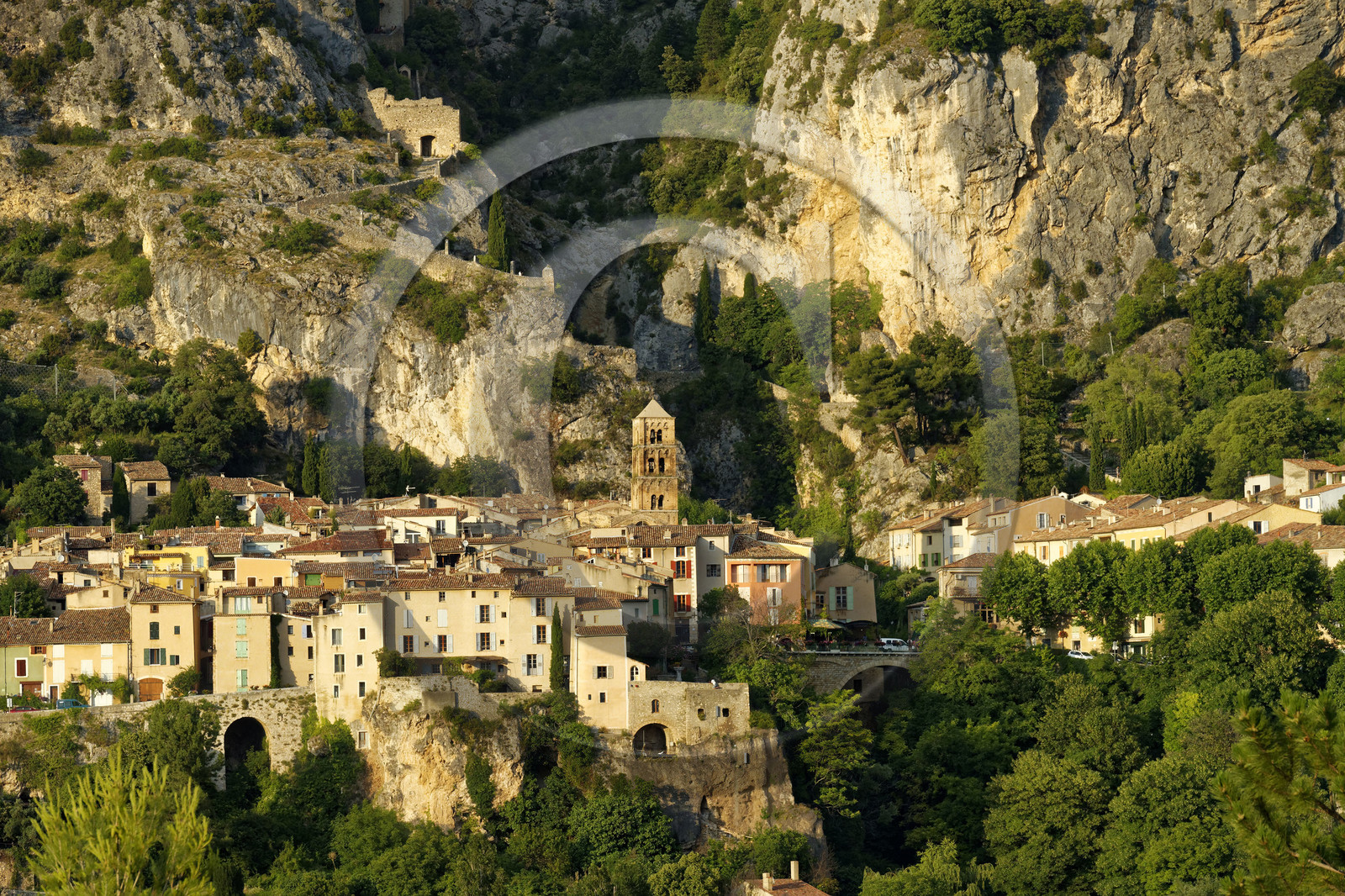 France, Moustiers
