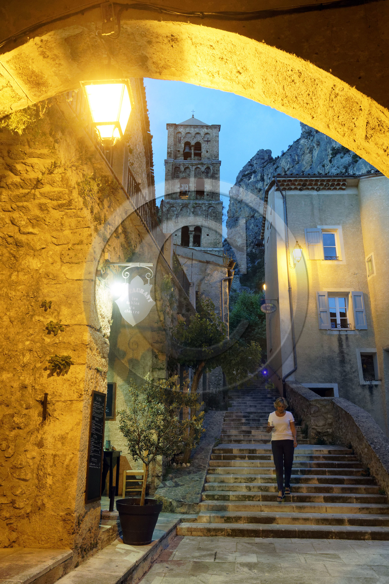 France, Moustiers