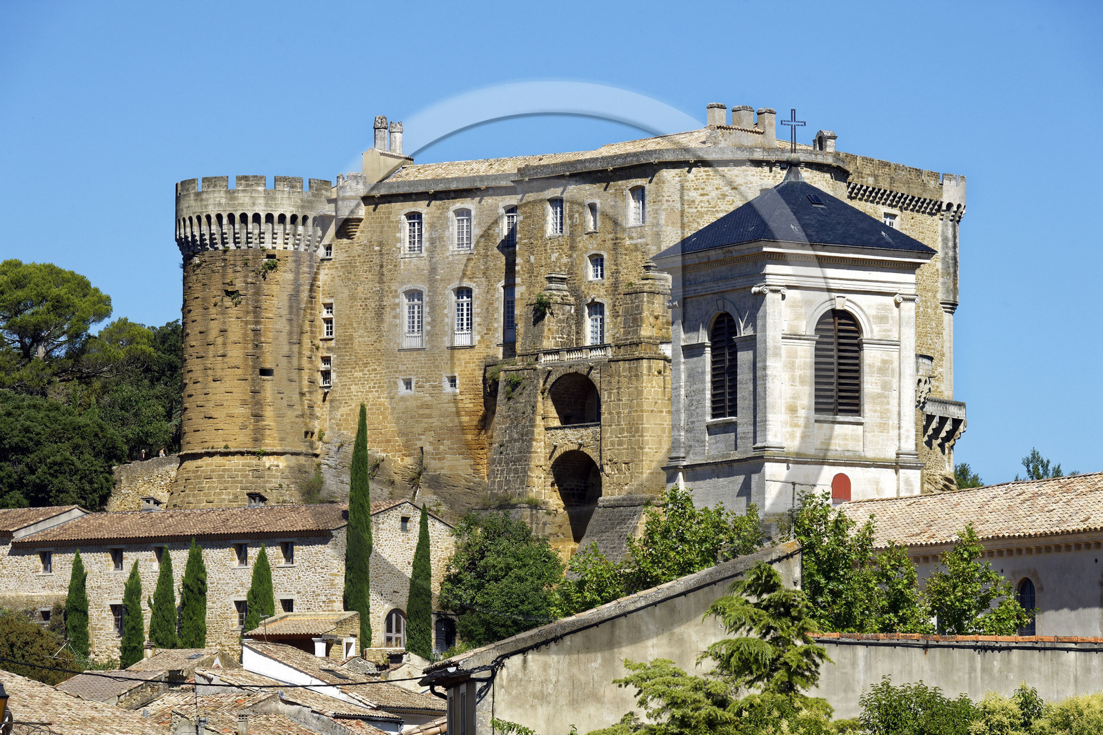 France, Suze la Rousse