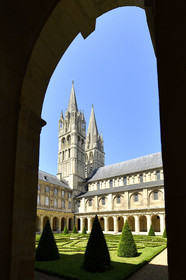 France, Caen