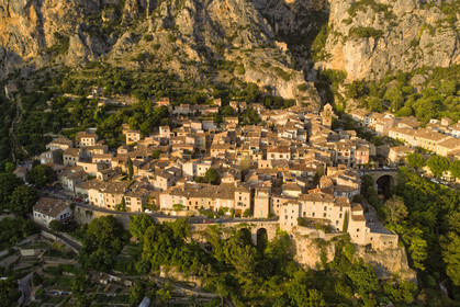 France, Moustiers