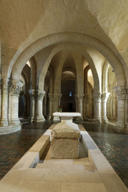 France, Saintes
