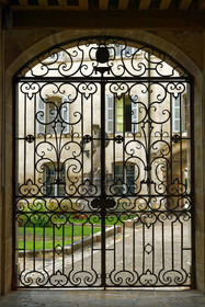 France, Beaune