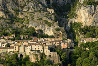 France, Moustiers