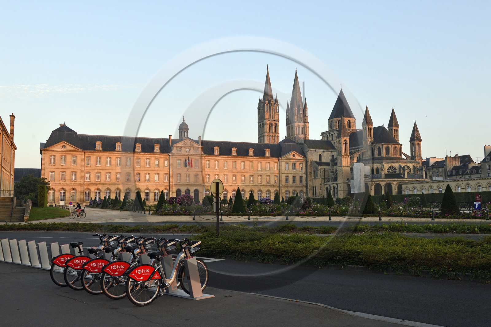 France, Caen