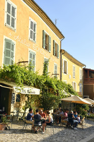 France, Moustiers