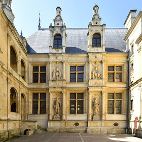 France, Caen