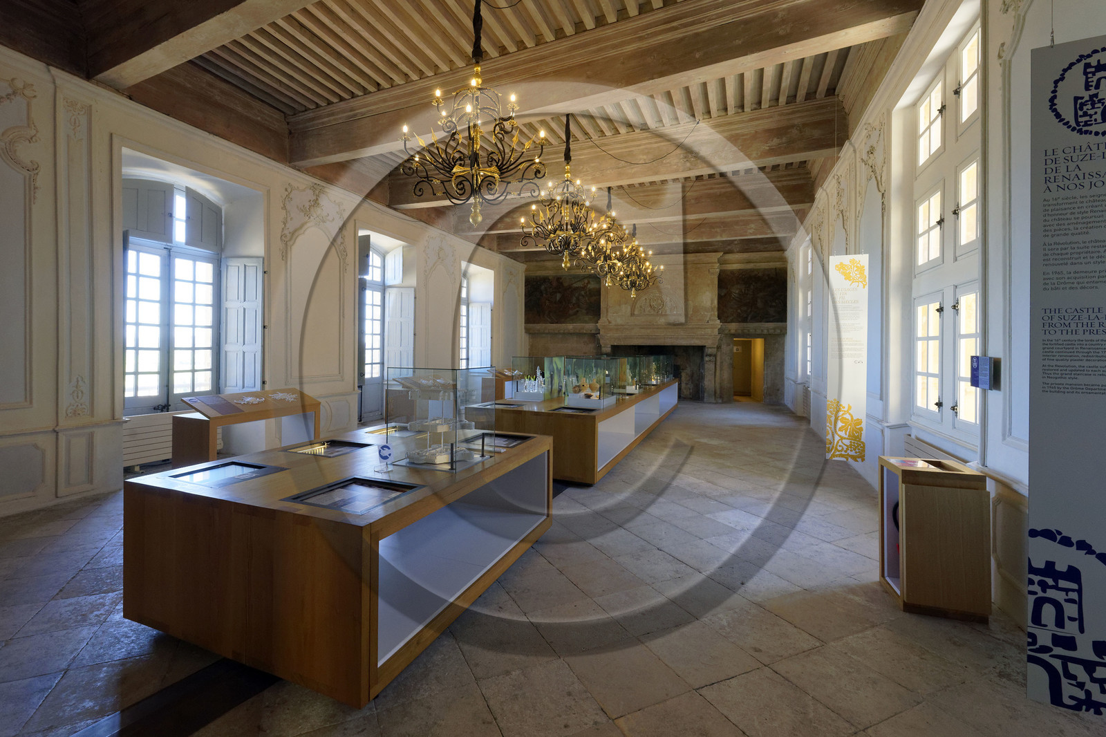 France, Suze la Rousse