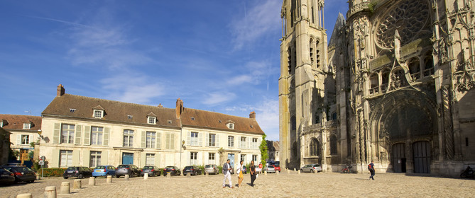France, Senlis
