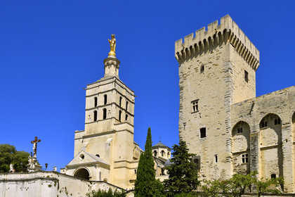 France, Avignon