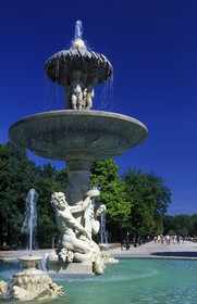 ESPAGNE   CASTILLE   MADRID..PARC DU RETIRO..MONUMENT ¿ ALPHONSE