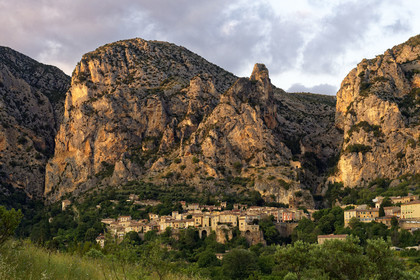 France, Moustiers