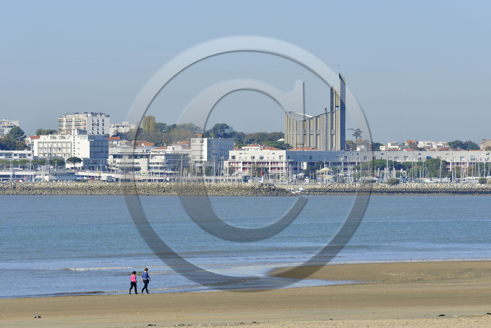 France charente maritime royan plage front mer