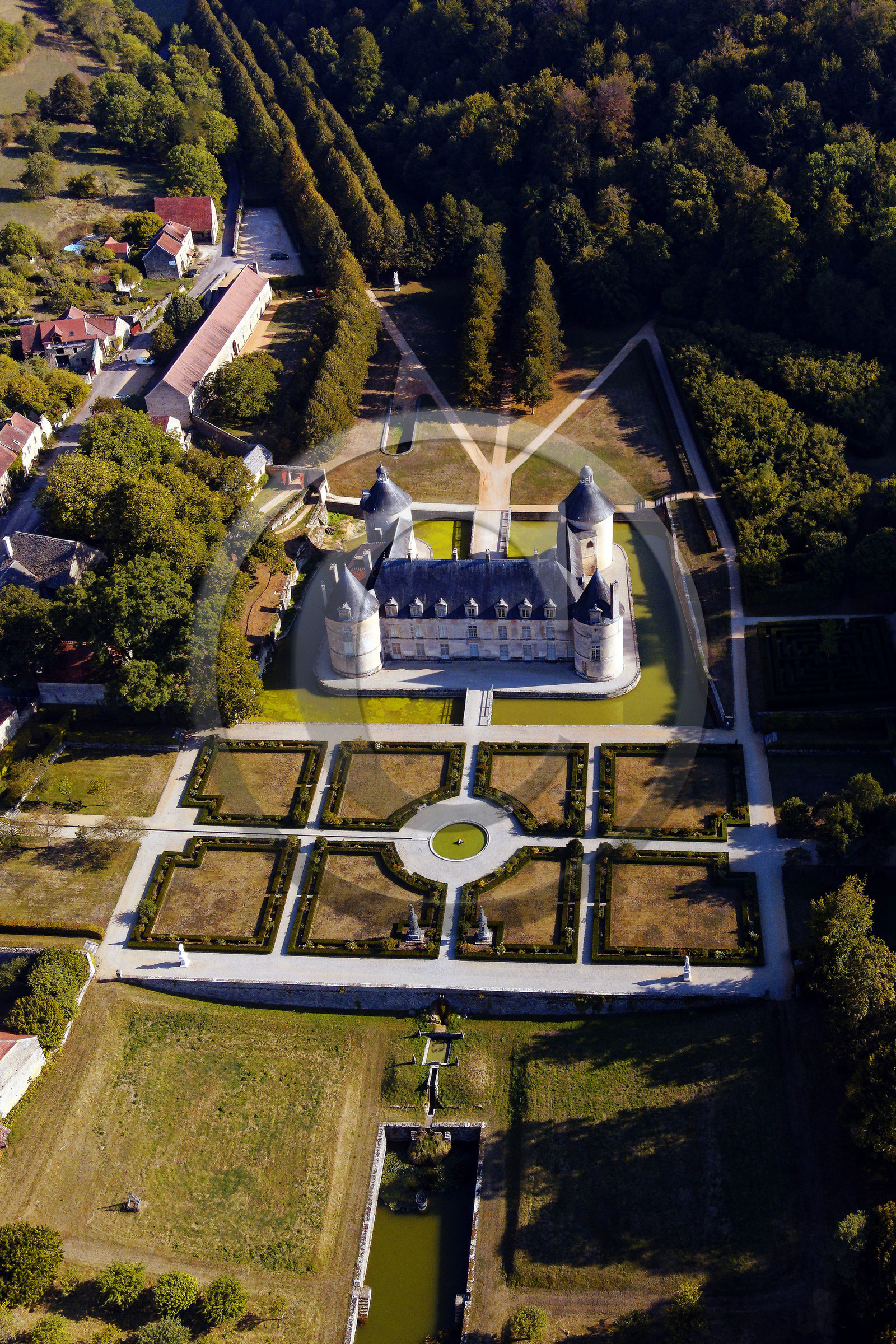 France, Bussy