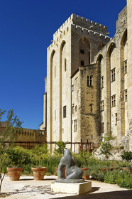France, Avignon