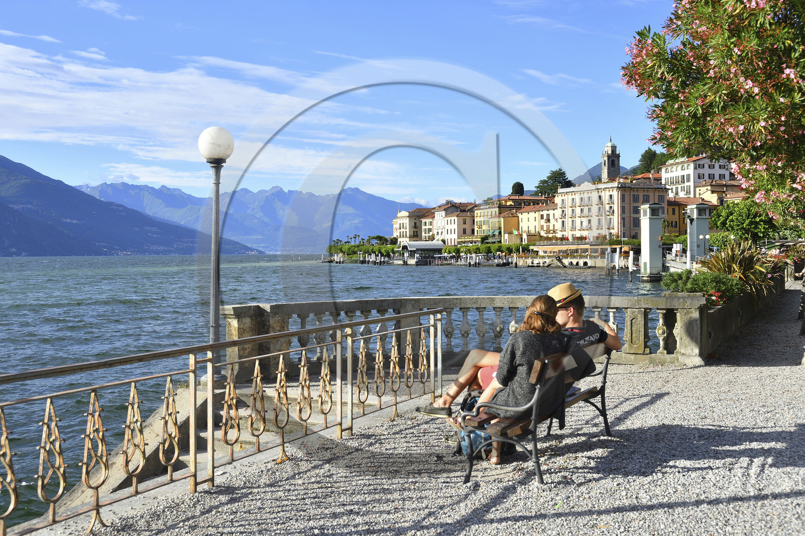 Italie lombardie lac come village bellagio