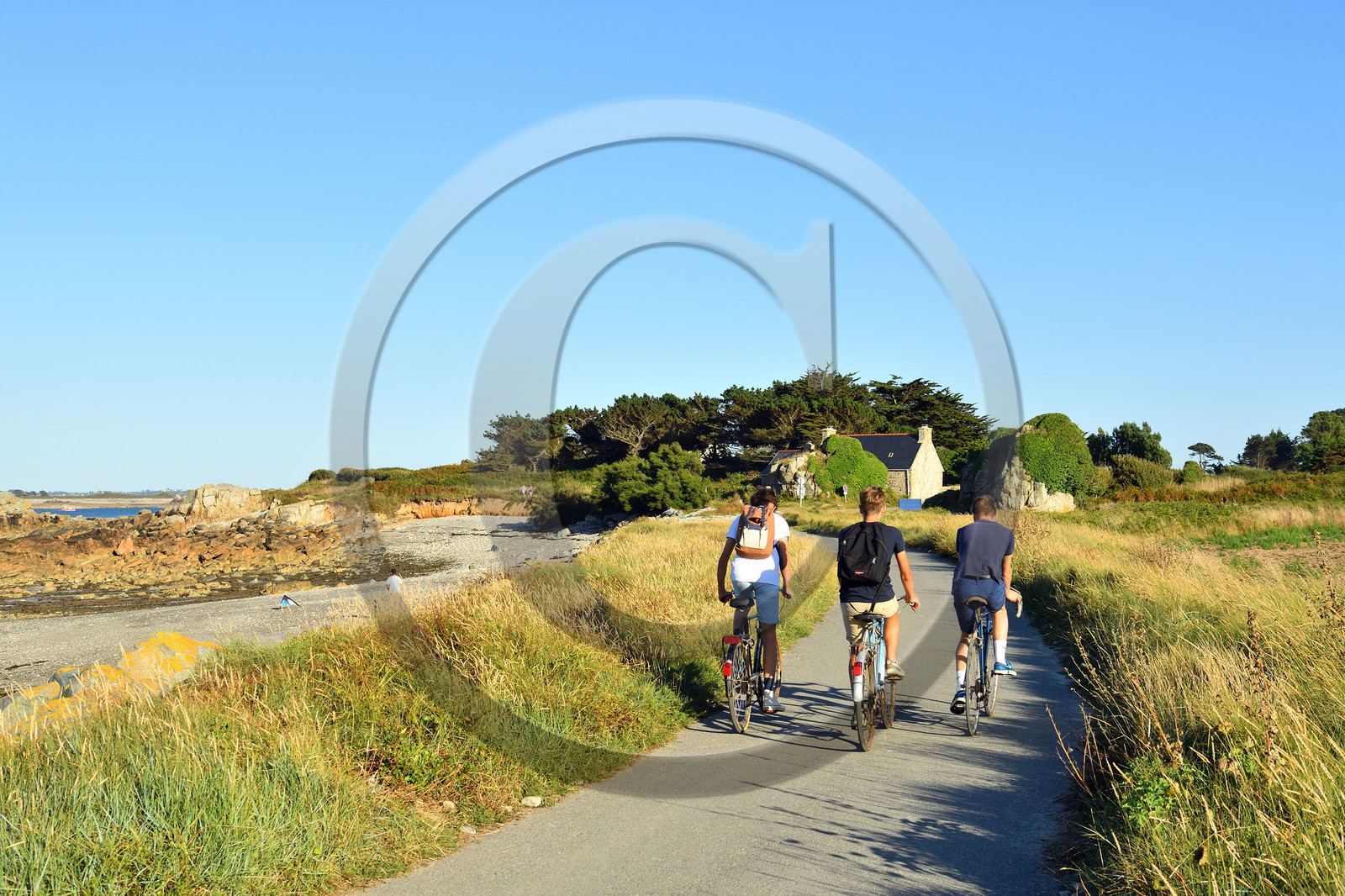 France, Plougrescant