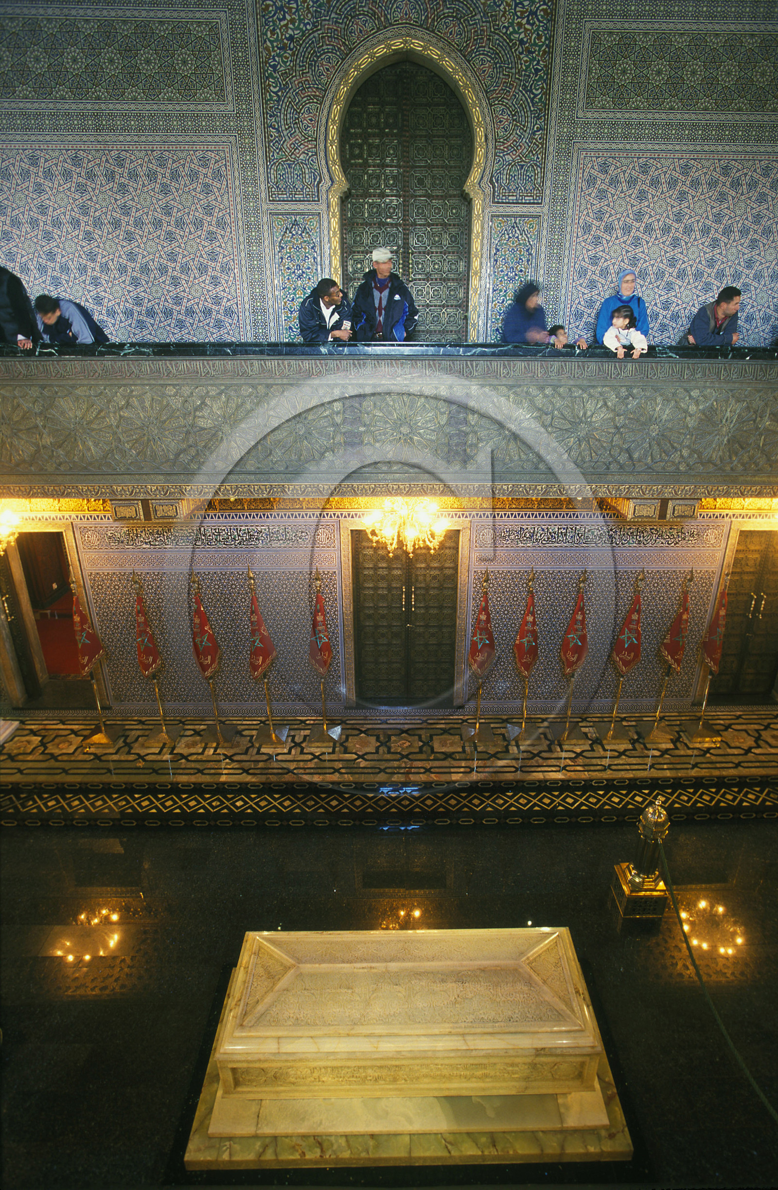 MAROC   RABAT.ESPLANADE DE LA MOSQUÉE YACOUB EL MANSOUR.MAUSOLÉE DE MOHAMED 5