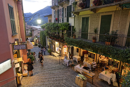 Italie lombardie lac come village bellagio