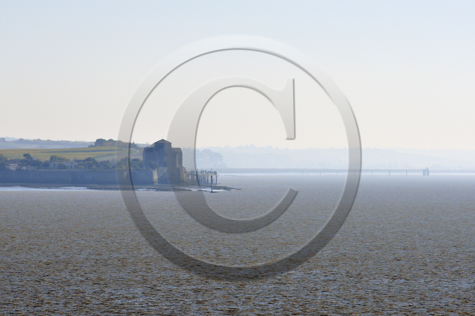 France charente maritime estuaire gironde saintonge talmont sur gironde