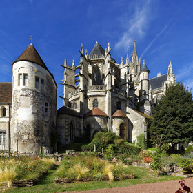 France, Senlis