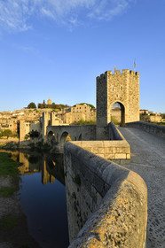 Espagne, Besalu