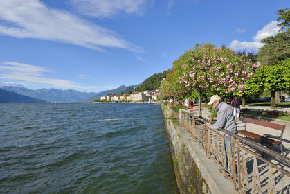 Italie lombardie lac come village bellagio
