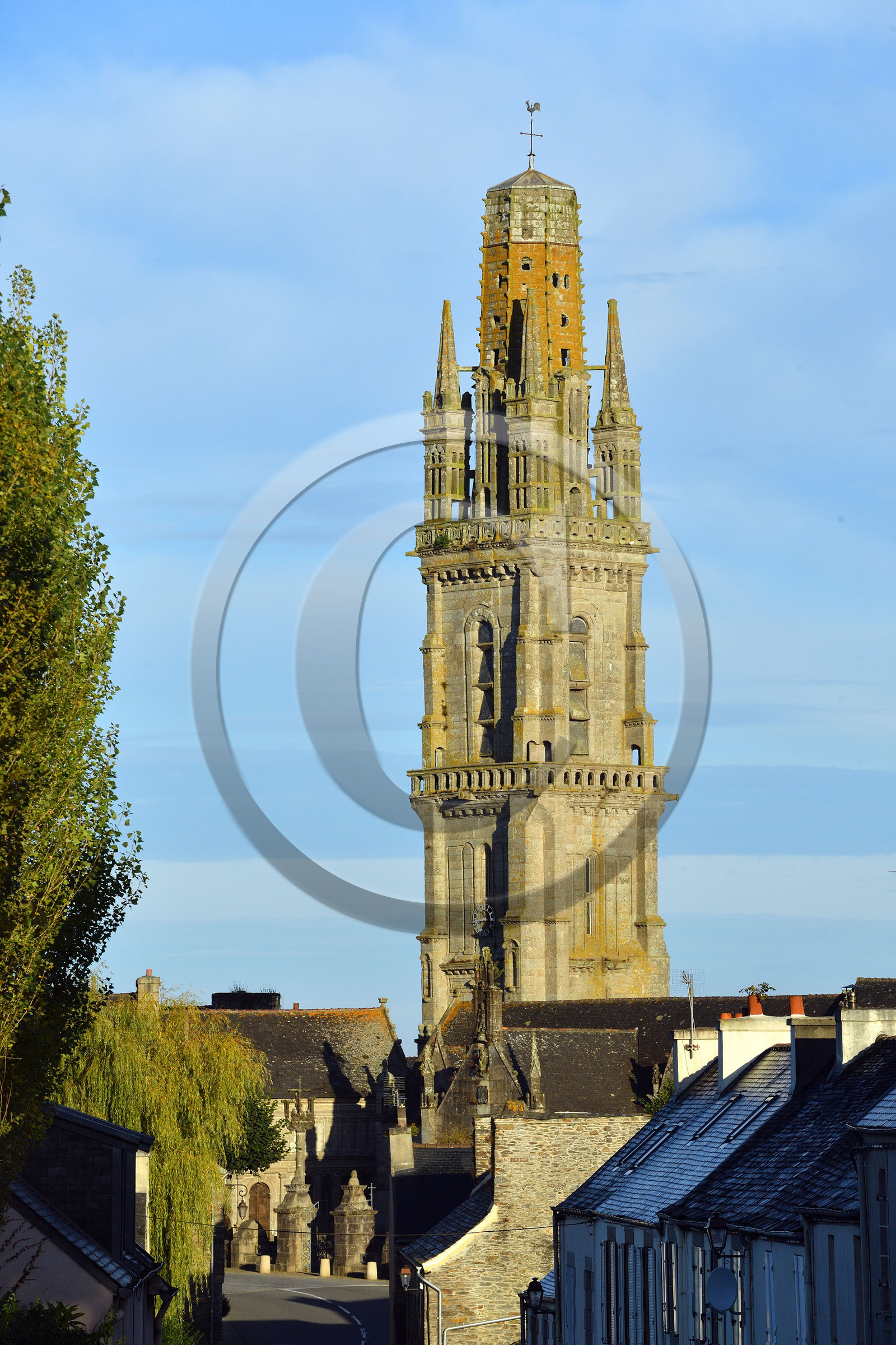 France, Lampaul-Guimiliau