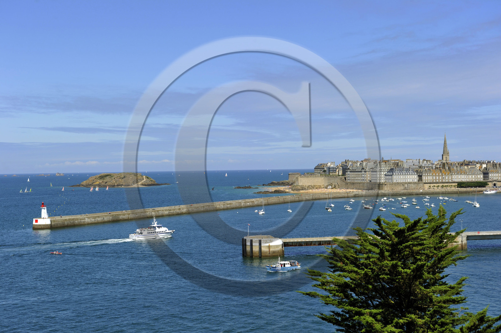 France, Saint-Malo