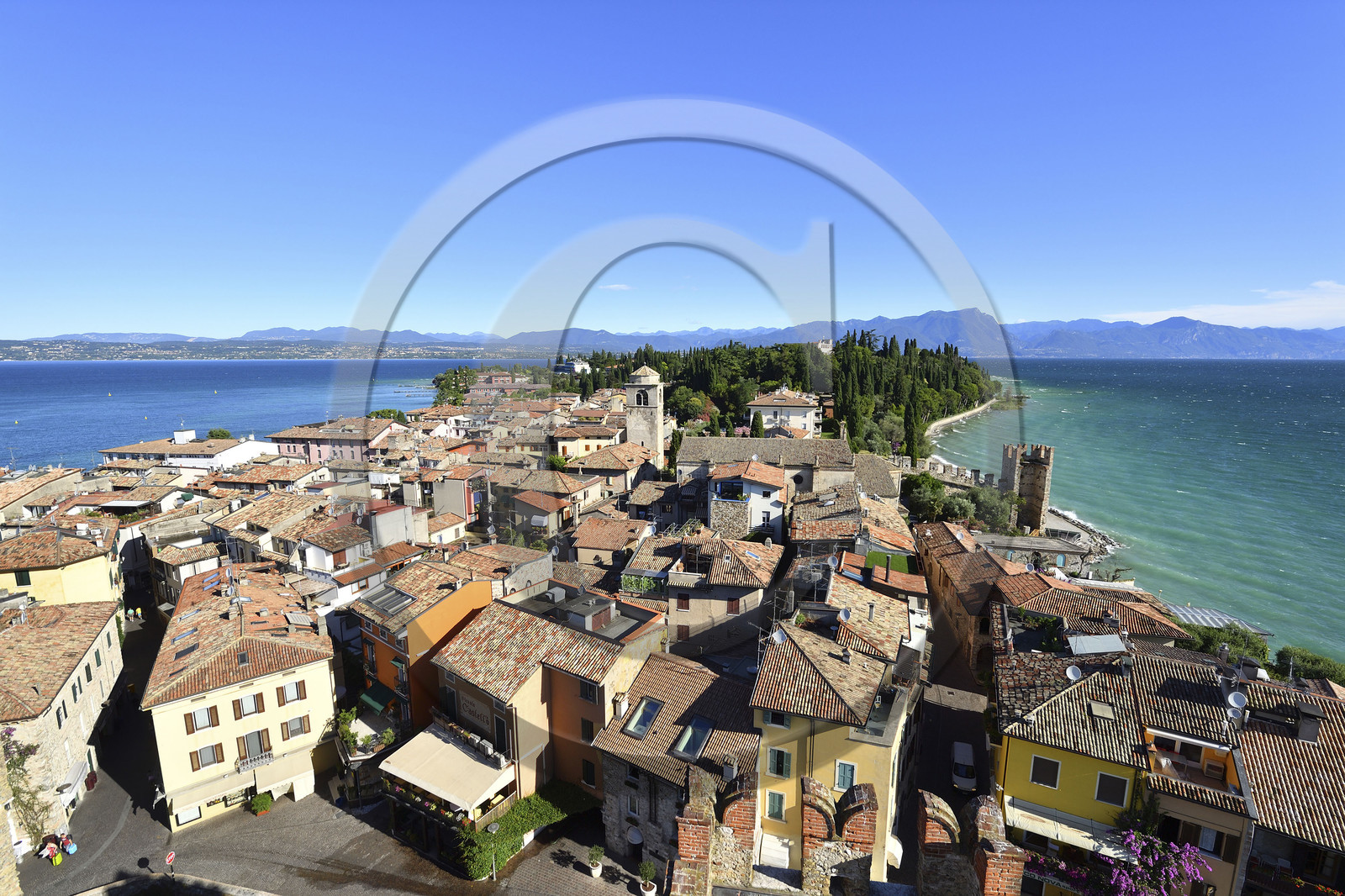 Italie lombardie lac garde sirmione vue