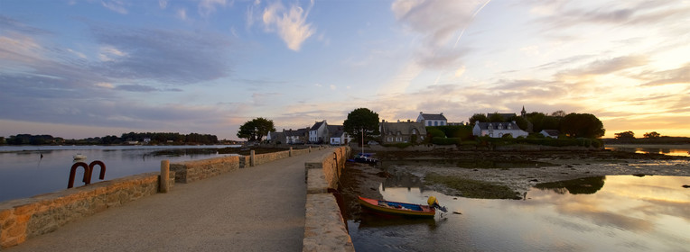 France,  St Cado