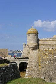 France, Port Louis