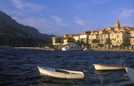 VILLE ET ILE DE KORCULA. CROATIE