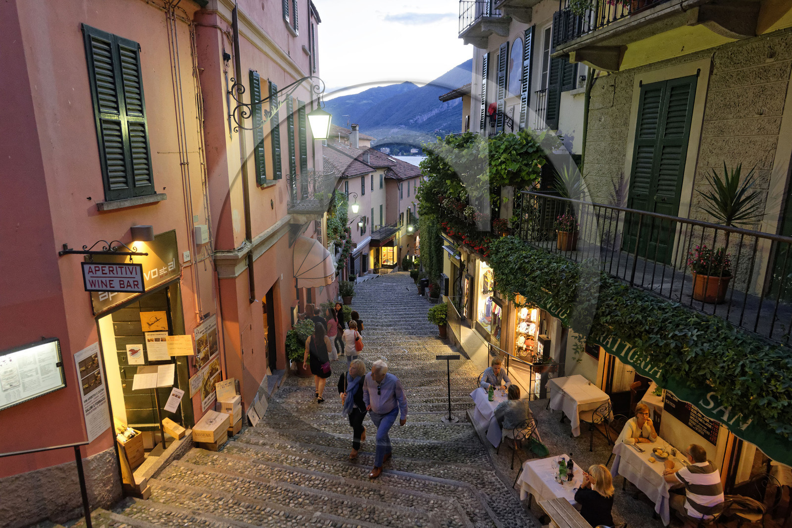 Italie lombardie lac come village bellagio