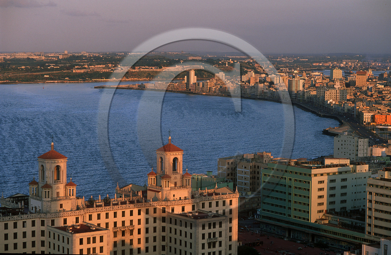 LE MALECON LA HAVANNE CUBA