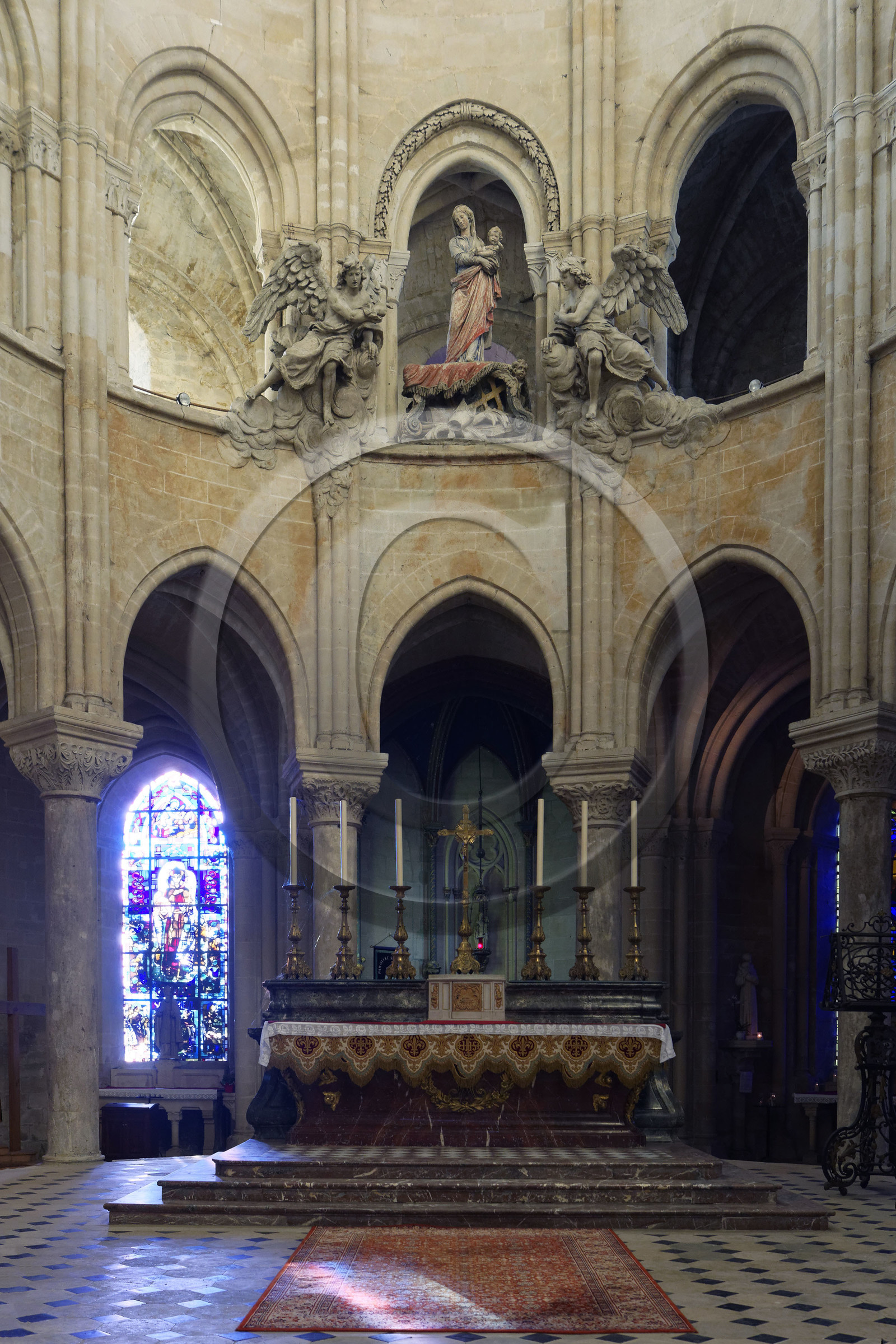 France, Senlis
