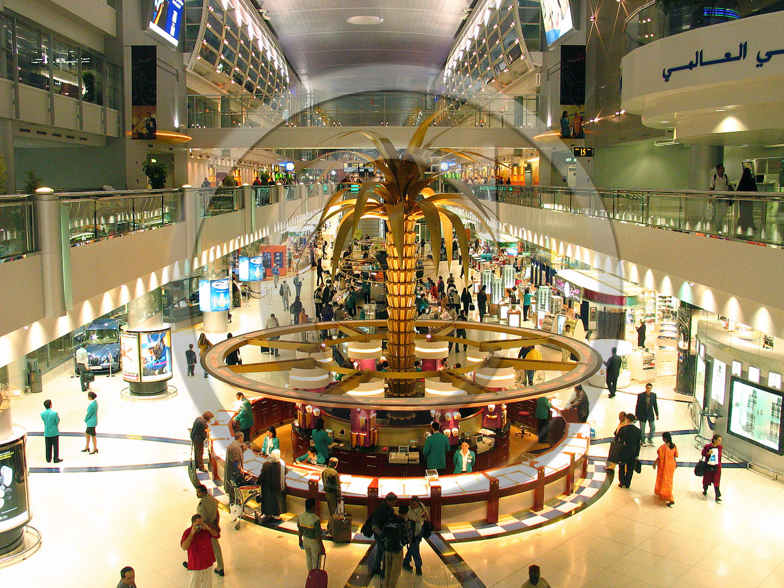 © René MATTES   EMIRATS ARABE UNIS   DUBAI.AEROPORT