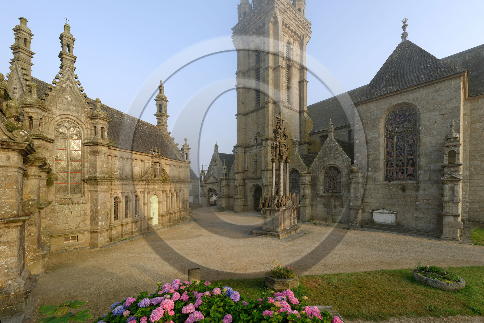 France, Saint-Thegonnec