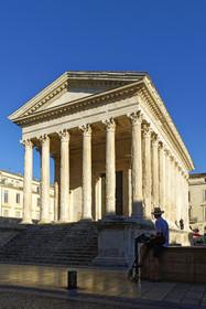 France, Nimes