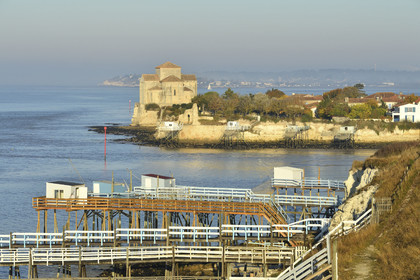 France charente maritime estuaire gironde saintonge talmont sur gironde