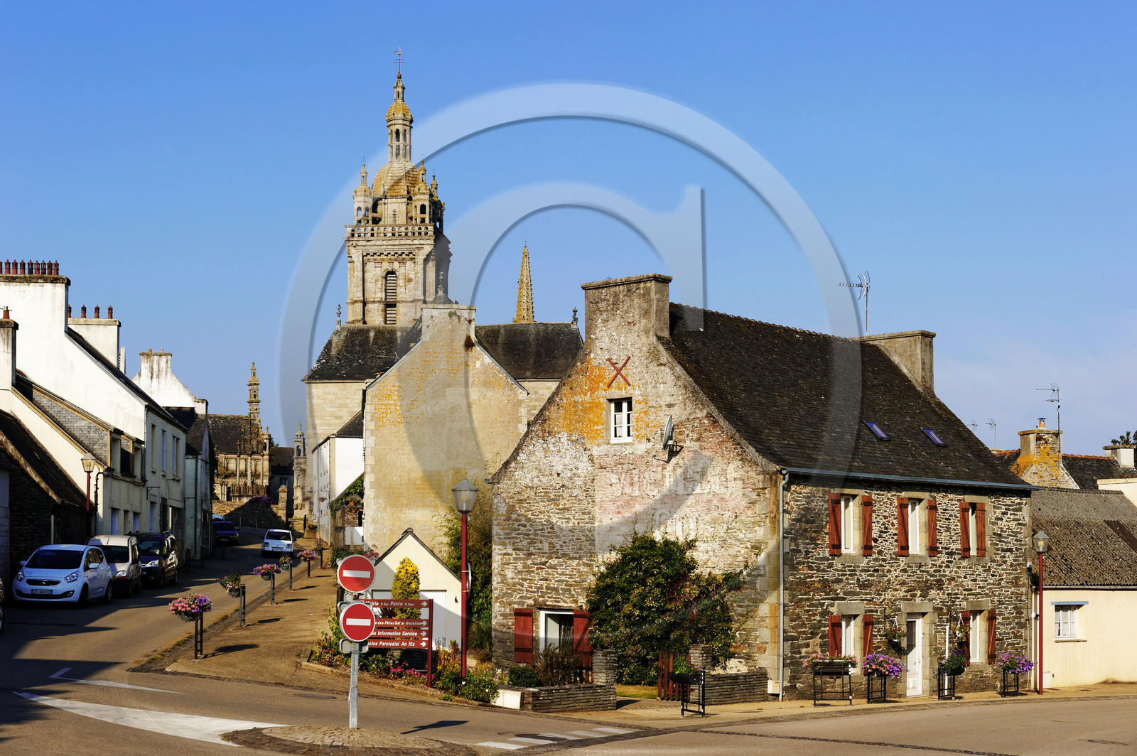 France, Saint-Thegonnec