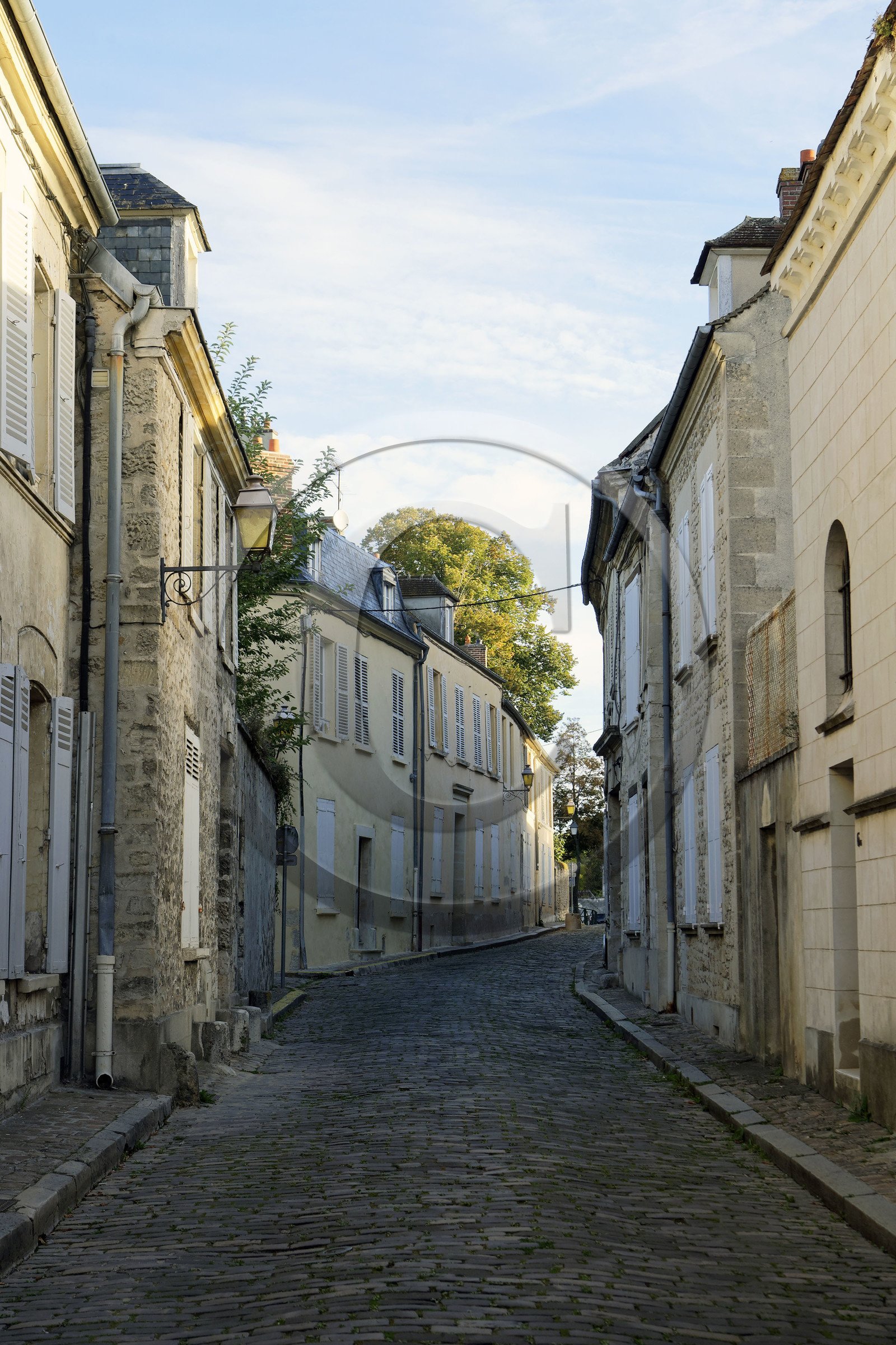 France, Senlis