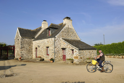 France, Saint-Thegonnec