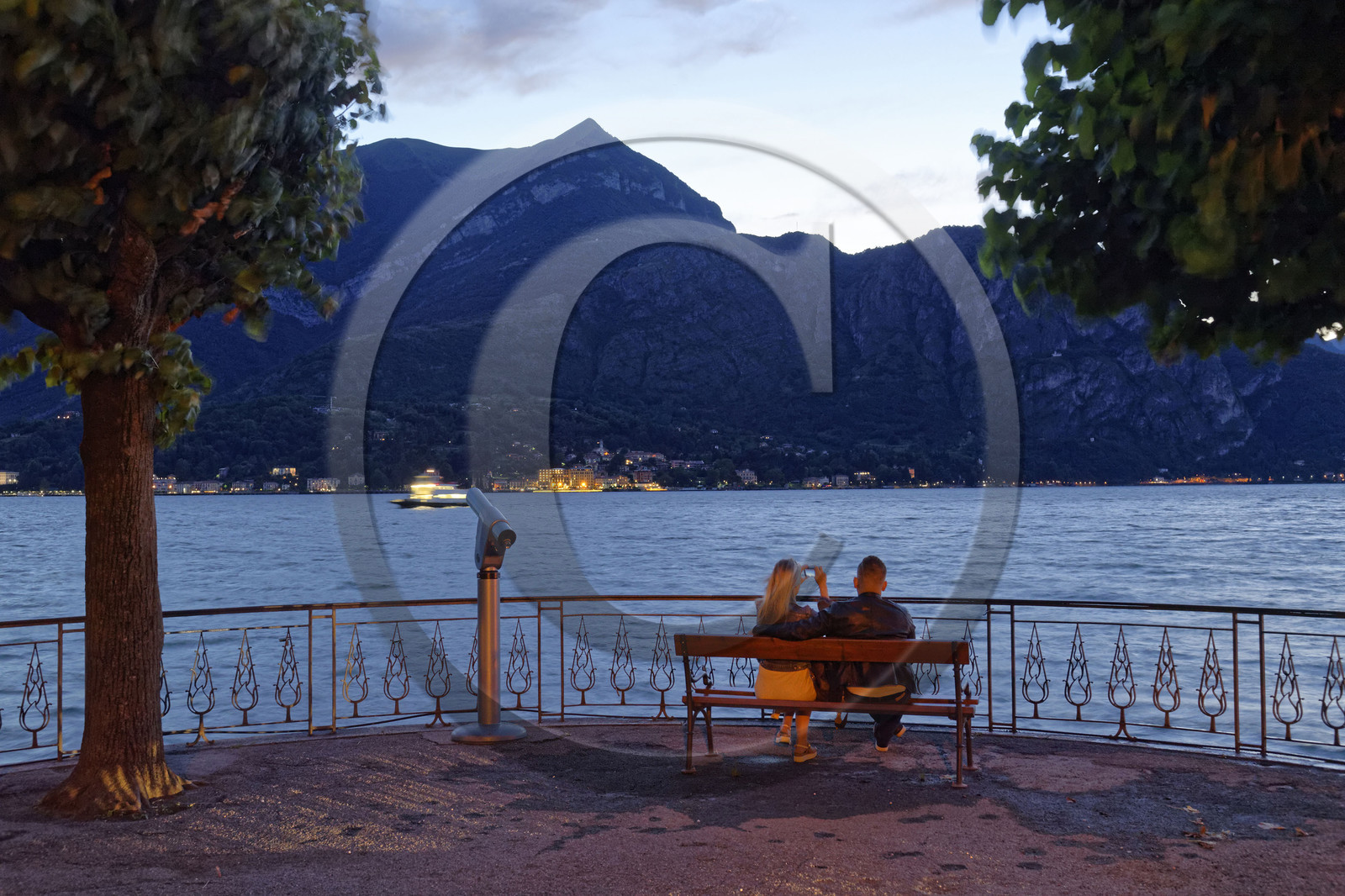 Italie lombardie lac come village bellagio