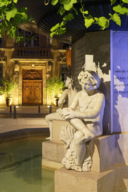 France, Salon de Provence