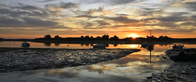 France,  St Cado