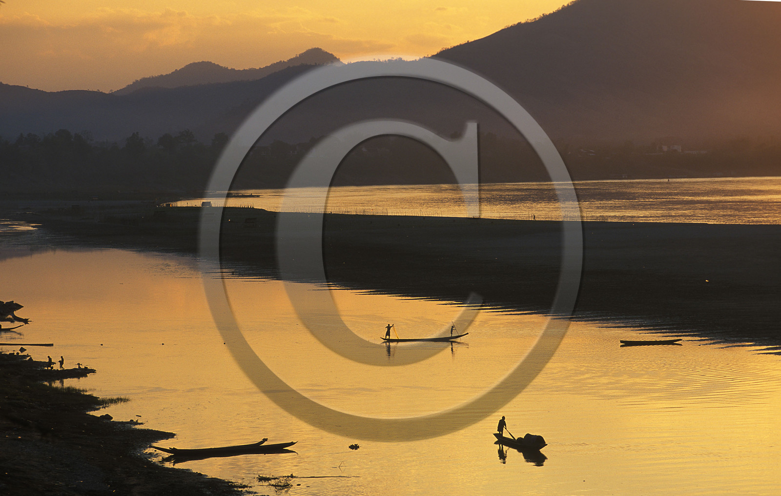 LAOS LUANG PRABANG.LE MEKONG