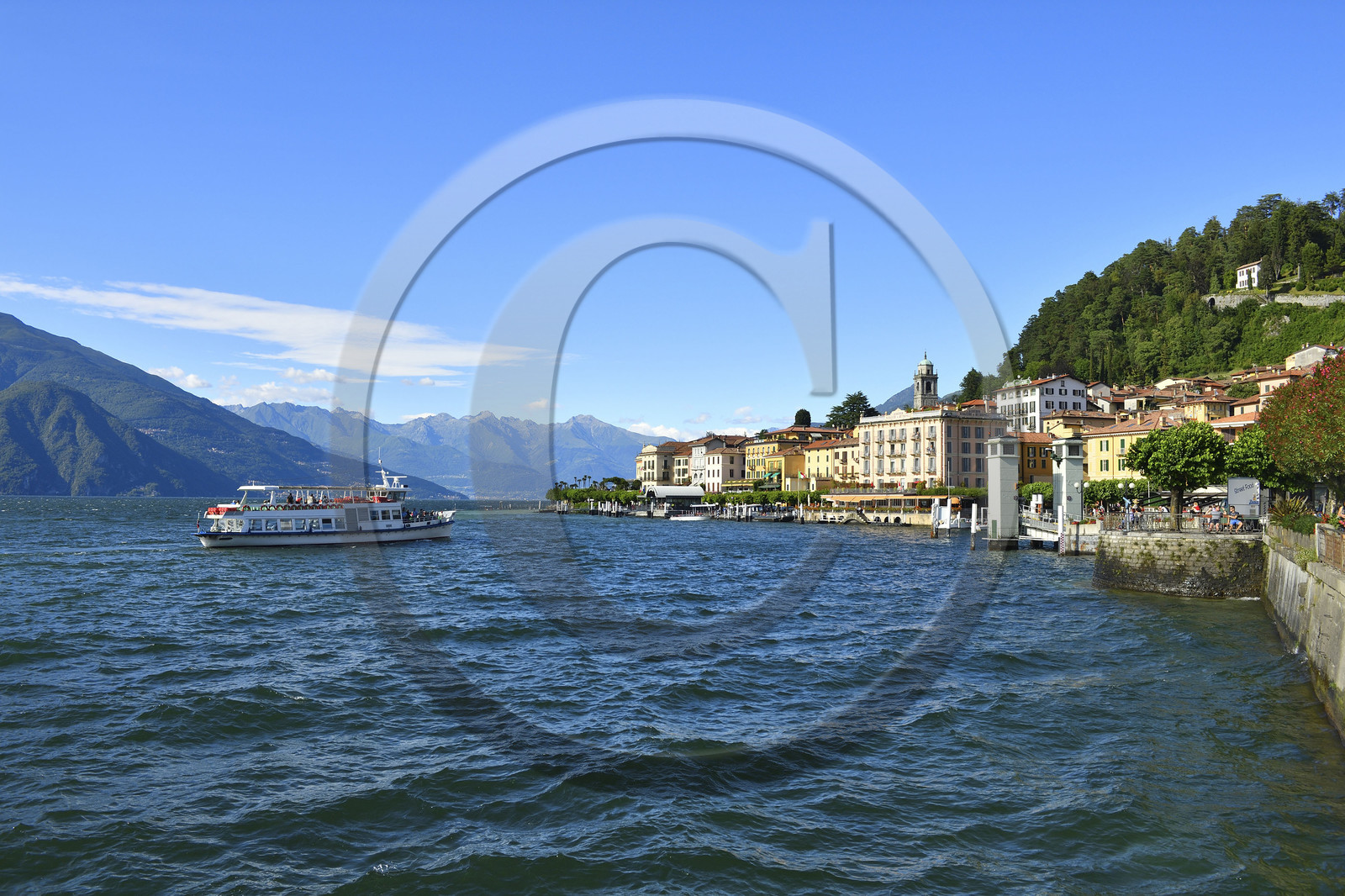 Italie lombardie lac come village bellagio